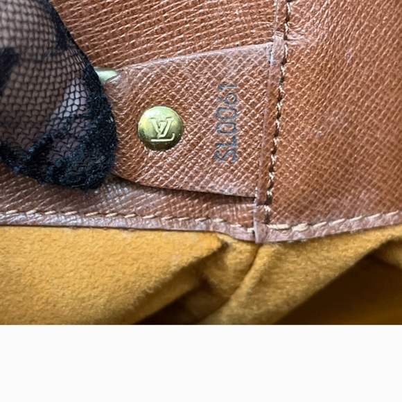 Louis Vuitton  Monogram Musette Salsa Preloved Great Shape - Picture 16 of 17